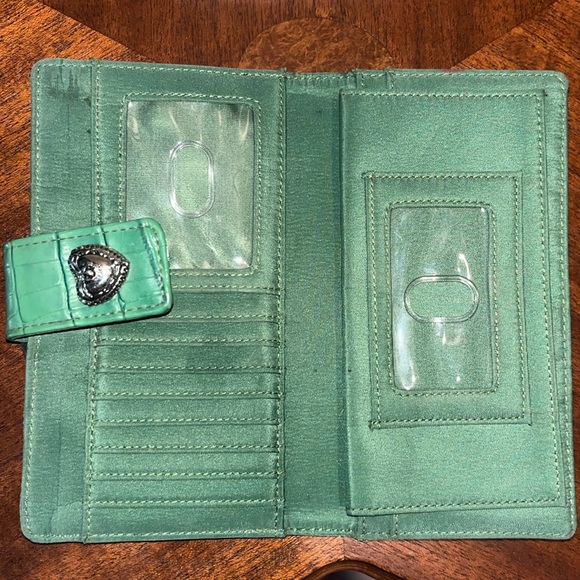 Accessorize,  Kisslock long Wallet  checkbook holder card slots  2 ID windows si - Picture 14 of 16